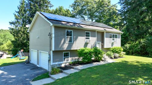 15 Fitch Hill Rd, Uncasville, CT, 06382-1006 | Card Image