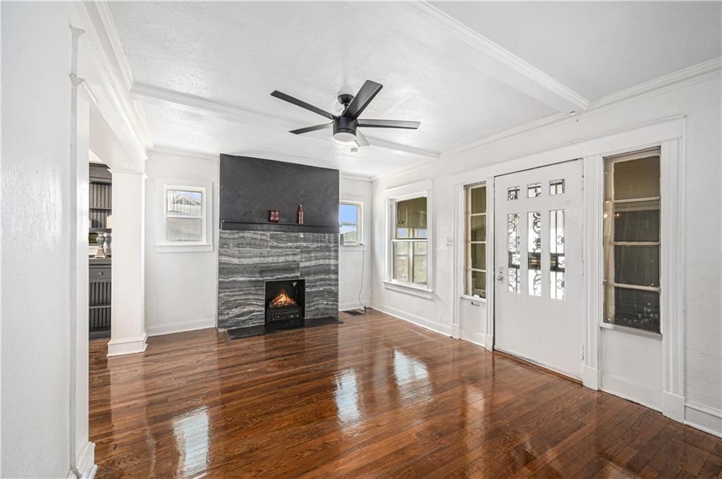 Benton Ave, Kansas City, MO 64130