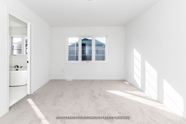 21 Daffodil Rd, House attached with 4 bedrooms, 3 bathrooms and 1 parking in Minesing ON | Image 31