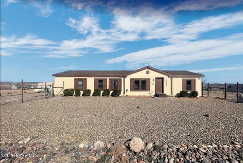 22355 N Docs Rd, Paulden, AZ, 86334-4021 | Card Image