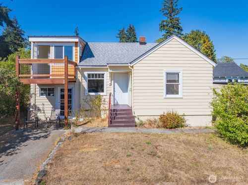 2710 15th St, Bremerton, WA, 98312-3044 | Card Image