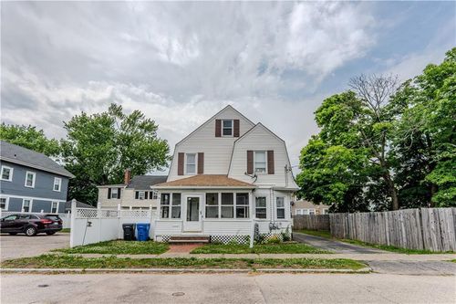 27 Cliffdale Ave, Cranston, RI, 02905-2624 | Card Image