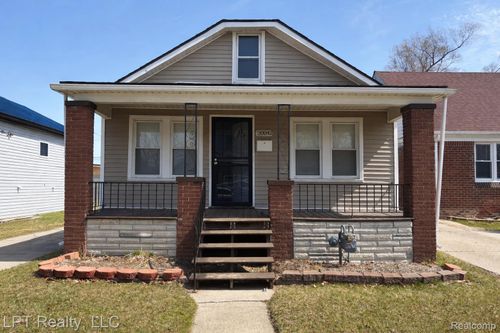 20042 Northlawn St, Detroit, MI, 48221-1189 | Card Image