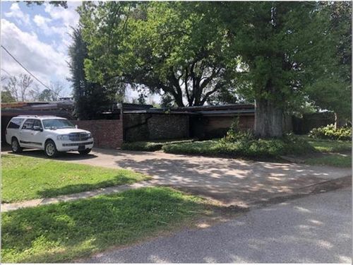 10536 Stewart Pl, River Ridge, LA, 70123-1838 | Card Image