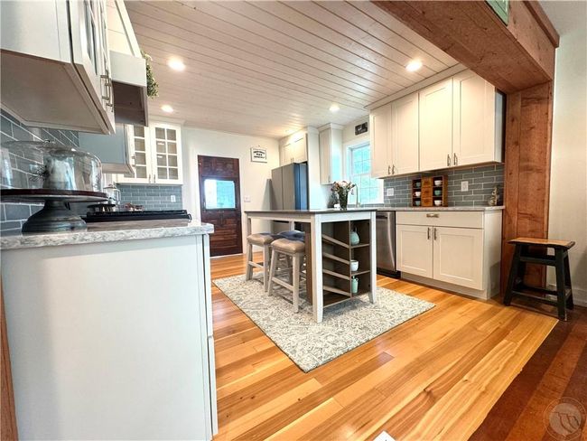 Kitchen | Image 9