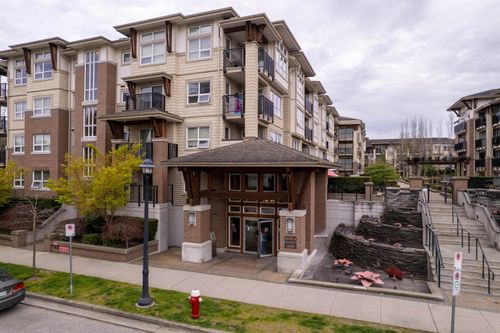 102-6800 Eckersley Rd, Richmond, BC, V6Y0E7 | Card Image