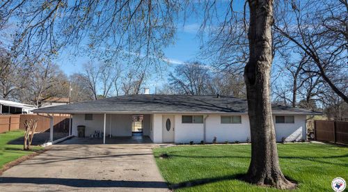 102 Travis Dr, Maud, TX, 75567-1816 | Card Image