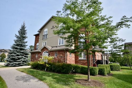 6-51 Ferndale Dr S, Barrie, ON, L4N5W9 | Card Image