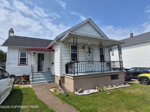516 W Grace St, Old Forge, PA, 18518-1530 | Card Image