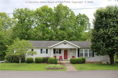313 Edgewood Cir, Ripley, WV, 25271-1621 | Card Image