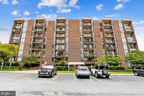27-613-9900 Georgia Ave, SILVER SPRING, MD, 20902-5244 | Card Image