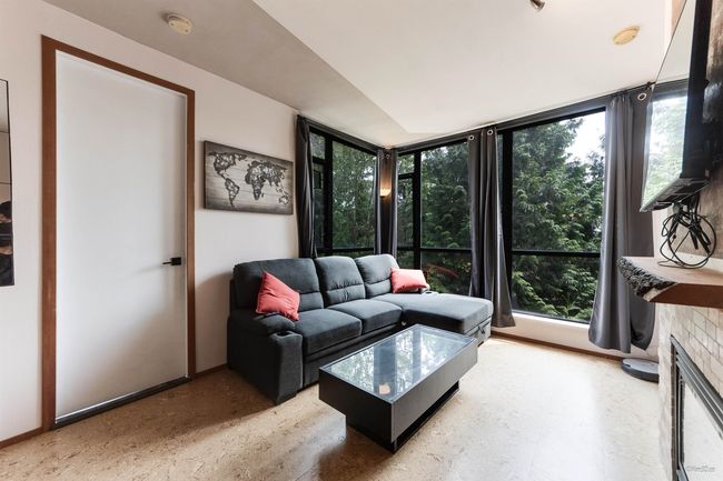 407 - 7388 Sandborne Ave, Condo with 2 bedrooms, 2 bathrooms and 1 parking in Burnaby BC | Image 5