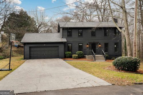 2001 Brook Way, Dalton, GA, 30720-5986 | Card Image