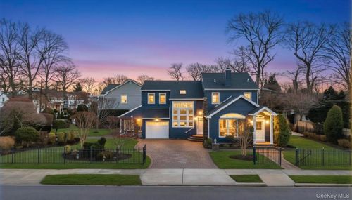 1769 Jane St, Wantagh, NY, 11793-3542 | Card Image