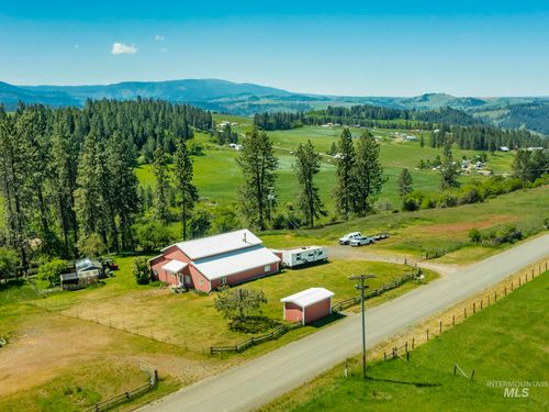 680 Pleasant Valley Rd, Clearwater, ID, 83552-5028 | Card Image