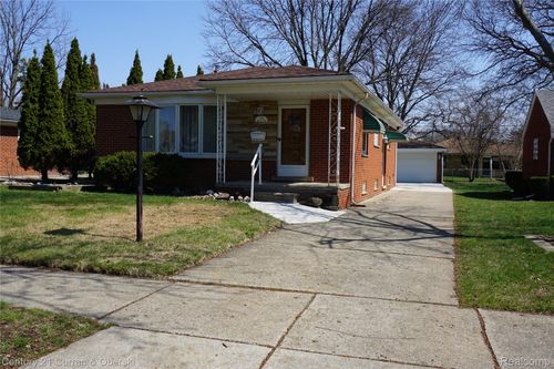 7518 Highview Street, Dearborn Heights, MI, 48127 | Card Image