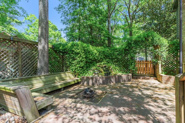 Enchanted Entrance! Access Fountain / Fire pit | Image 37