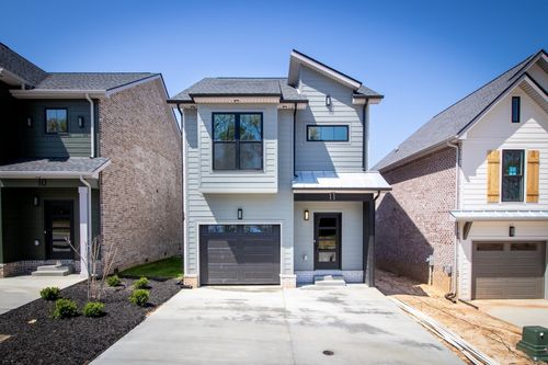 11 Dutch Dr, Clarksville, TN, 37043-2727 | Card Image