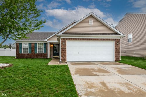 2260 Quarter Path Rd, Cicero, IN, 46034-8900 | Card Image