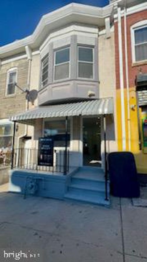 1057 Buttonwood St, READING, PA, 19604-2832 | Card Image