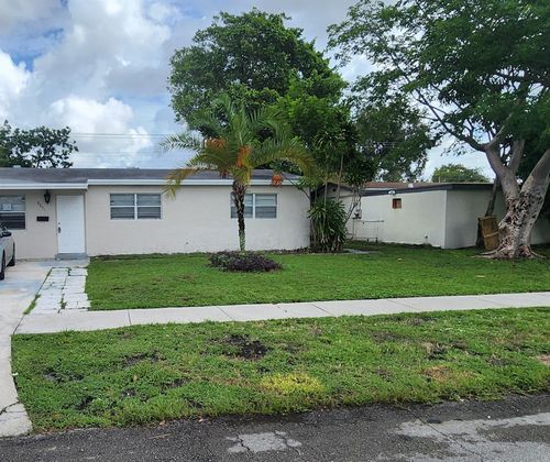 6851 Raleigh St, Hollywood, FL, 33024-2809 | Card Image