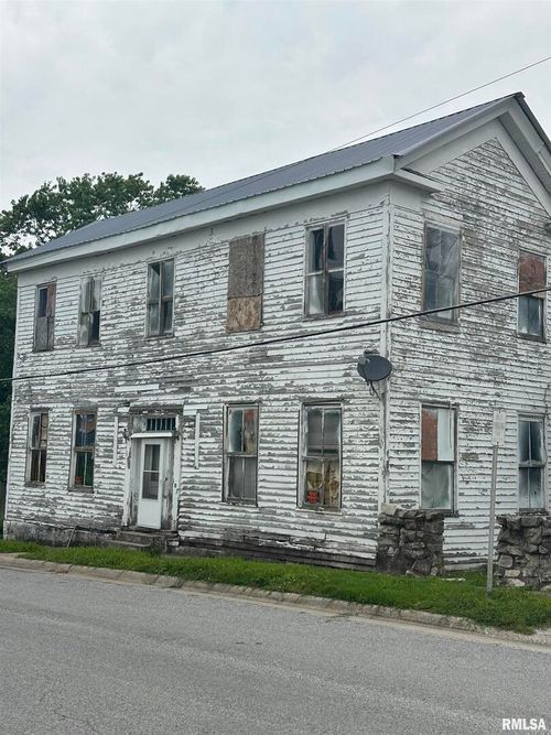 107 W Market St, Jonesboro, IL, 62952-1225 | Card Image