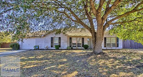 404 Clairemore Ct, Hinesville, GA, 31313-8312 | Card Image