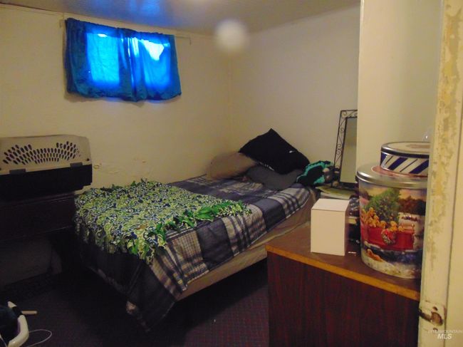 655 Sw 4 Th St, Home with 4 bedrooms, 2 bathrooms and 4 parking in Ontario OR | Image 11