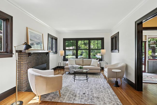 LR broad shot | Image 5