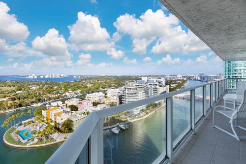 apt-2105-5900 Collins Ave, Miami Beach, FL, 33140-2231 | Card Image
