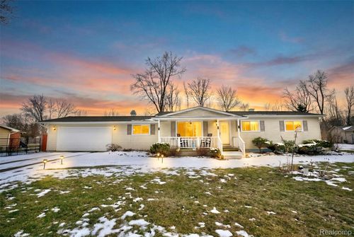 6312 Tamara Dr, Flint, MI, 48506-1763 | Card Image