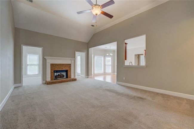 1065 Chippewa Oak Dr, House other with 3 bedrooms, 2 bathrooms and null parking in Dacula GA | Image 6