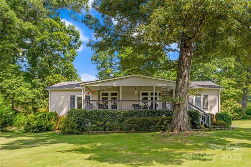 21-1264 Lilly Dr, Clover, SC, 29710-8459 | Card Image