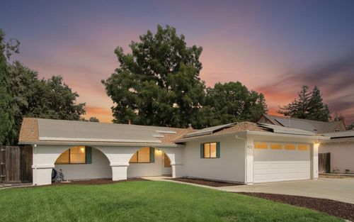 423 El Dorado Dr, Woodland, CA, 95695-5431 | Card Image