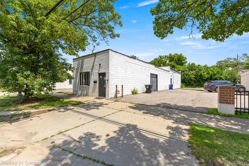 15116 Beech Daly Rd, Redford, MI, 48239-3202 | Card Image