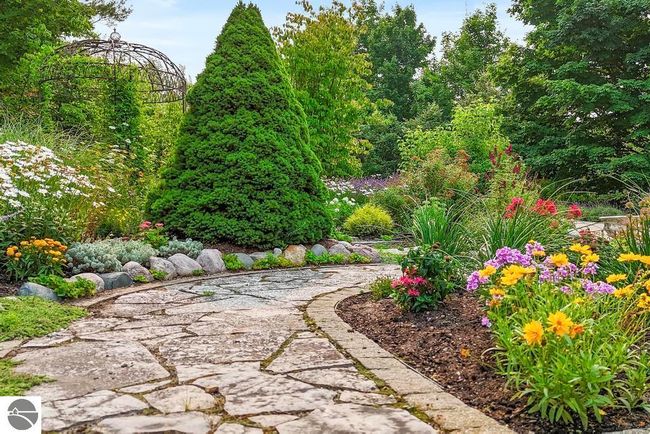 2455 E Meander Ln, House other with 3 bedrooms, 2 bathrooms and null parking in Cedar MI | Image 5