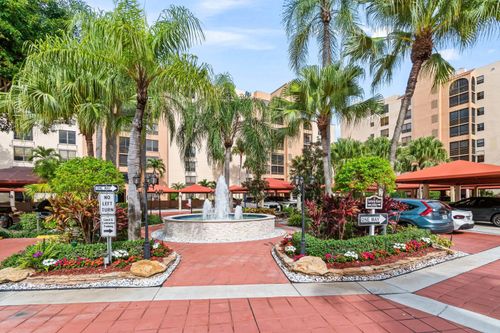 302-7201 Promenade Dr, Boca Raton, FL, 33433-2808 | Card Image