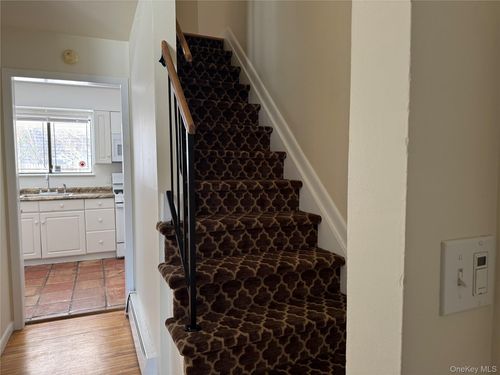 left-side-37 Norwood Road, North Hempstead, NY, 11050 | Card Image