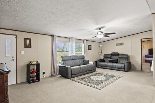 5555 King Robert Ln, Westmoreland, TN, 37186-2701 | Card Image