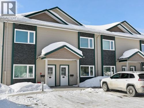 25 Wann Rd, Whitehorse, YT, Y1A4A2 | Card Image