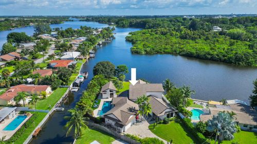 6787 Bayshore Dr, Lake Worth, FL, 33462-3901 | Card Image