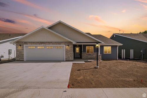 318 E 290 N, Preston, ID, 83263-1267 | Card Image