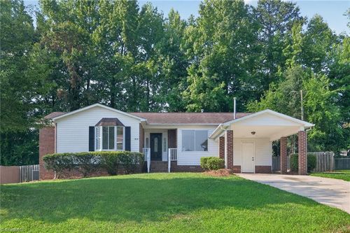 1614 Oberlin Dr, High Point, NC, 27260-4234 | Card Image