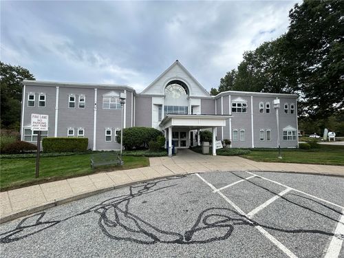 302-215 Toll Gate Road, Warwick, RI, 02886 | Card Image