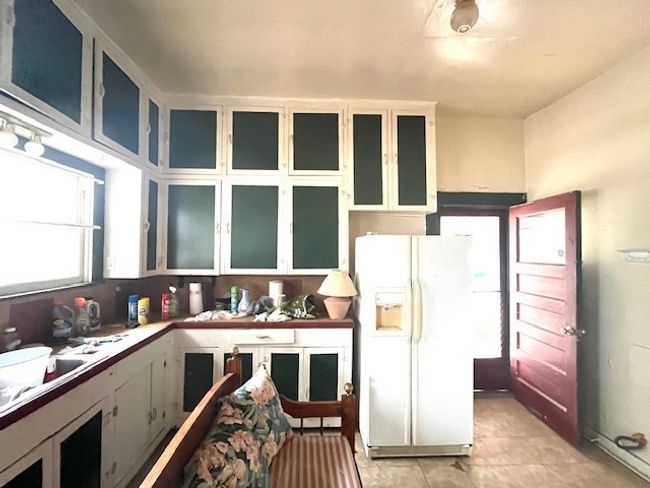 206 Hinton St, House other with 2 bedrooms, 2 bathrooms and null parking in Three Rivers TX | Image 14