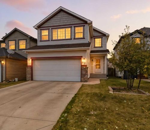 53 Martha'S Pl Ne, Calgary, AB, T3J4P4 | Card Image