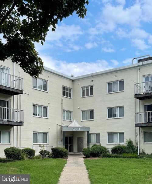 apt-301-5601 Parker House Ter, HYATTSVILLE, MD, 20782-2247 | Card Image