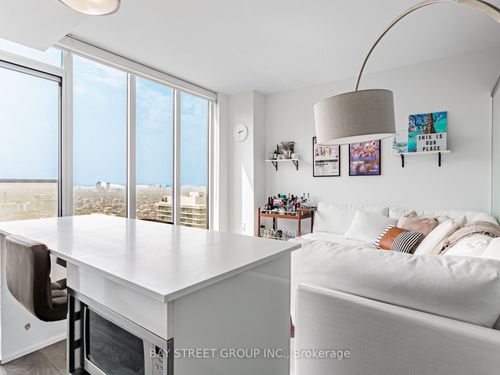 4101-426 University Ave, Toronto, ON, M5G1S9 | Card Image