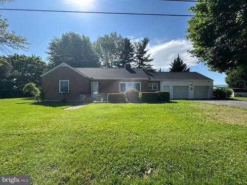 7224 Angle Rd, CHAMBERSBURG, PA, 17202-9239 | Card Image