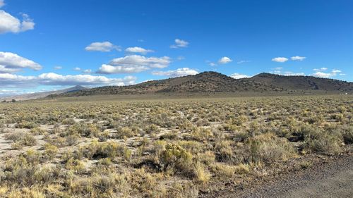 530 Mail Route Road, Ravendale, CA, 96123 | Card Image